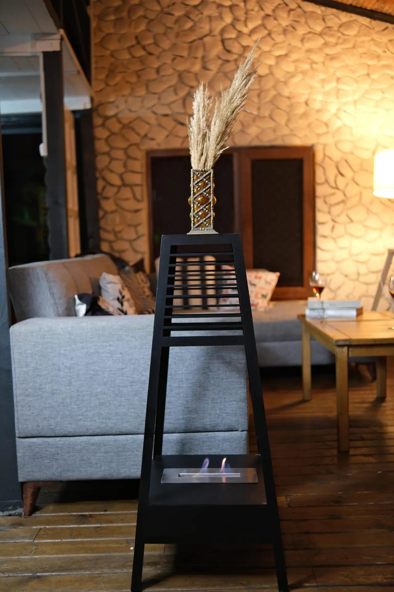 Pyramid Ayaklı Bioethanol Şömine