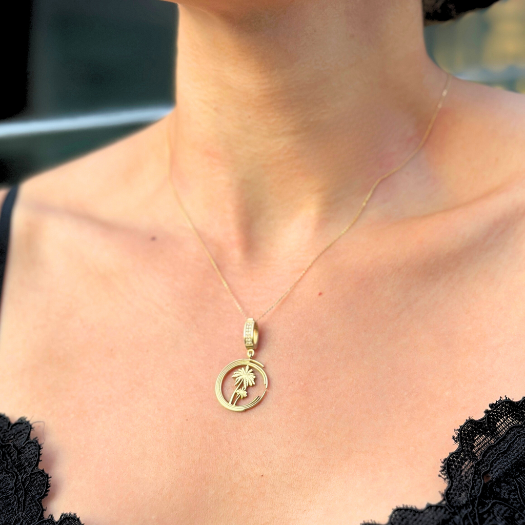 Işığın Mührü Kolye – 14 Ayar Altın, Swarovski Taşlı