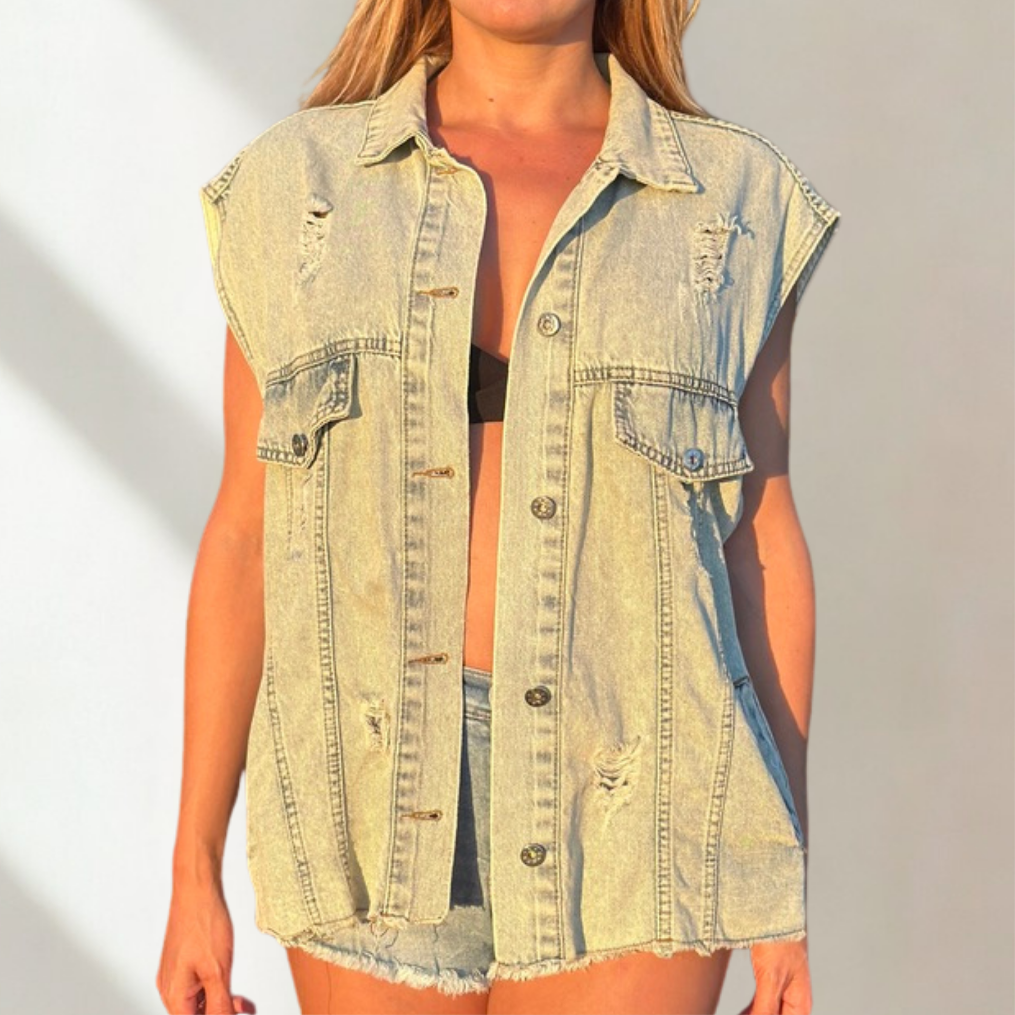 Bugs Bunny Boyalı Kot Yelek – El Yapımı