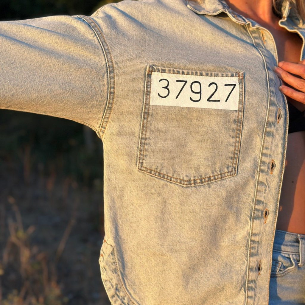 Özel Tasarım El Boyaması Denim Ceket – VOC