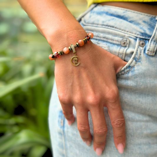 Emerald Phoenix Bileklik – 14 Ayar Altın Charm, Sunstone, Swarovski Kristal ve Hematit