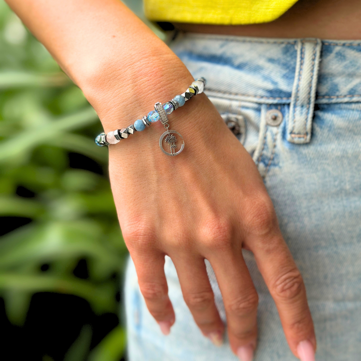 Lirea Bileklik – 14 Ayar Altın Charm, Akuamarin, Swarovski Kristal ve Hematit