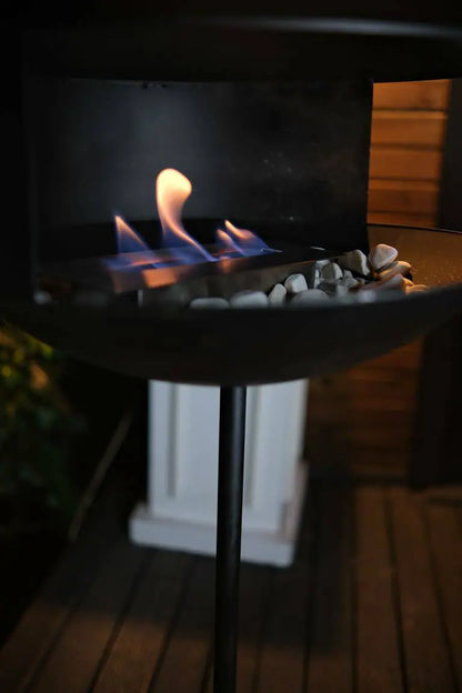 FLARE Ayaklı Bioethanol Şömine (Bacasız – İç & Dış Mekân)