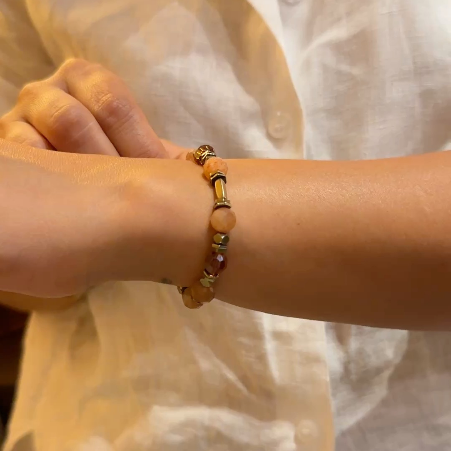 Emerald Phoenix Bileklik – Sunstone, Swarovski Kristal ve Hematit