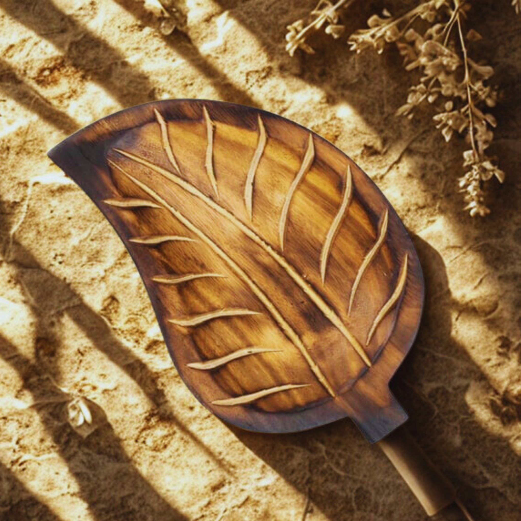 Yaprak Temalı Çubuk Tütsülük  | Hint Gül Ağacı – El Yapımı & Doğal